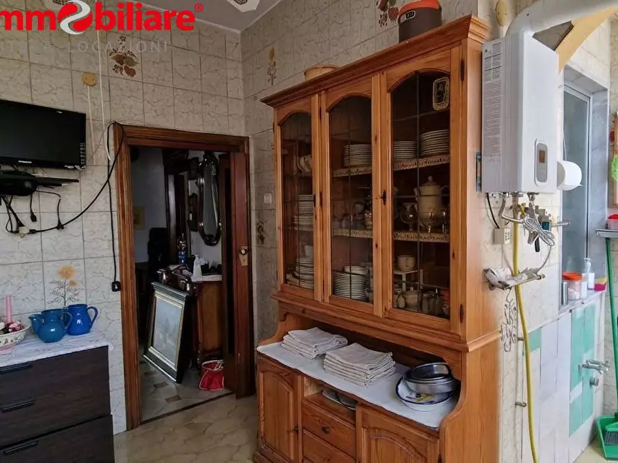 Immagine 4 di Appartamento in vendita  in via marco aurelio severino a Napoli