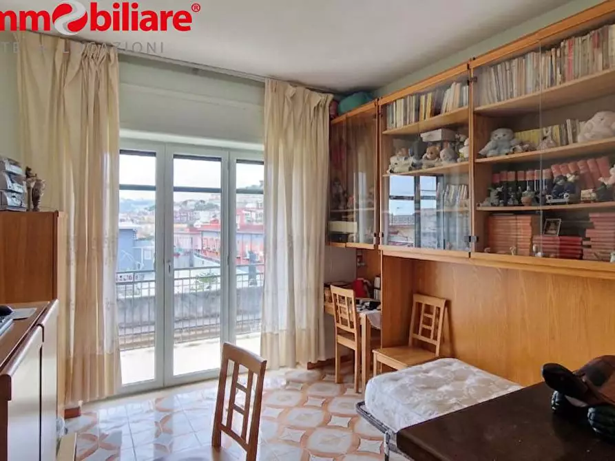 Immagine 8 di Appartamento in vendita  in via marco aurelio severino a Napoli