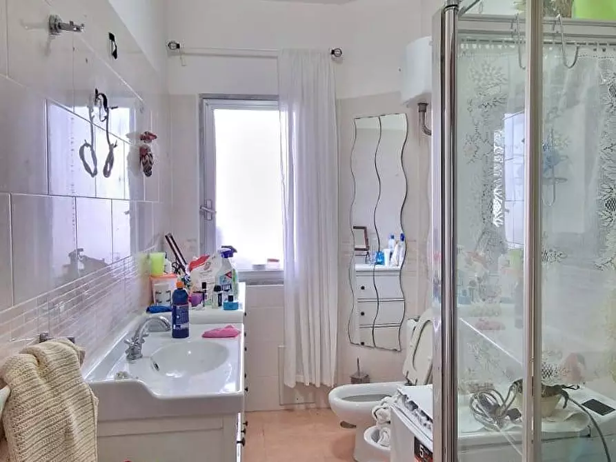 Immagine 13 di Appartamento in vendita  in via marco aurelio severino a Napoli