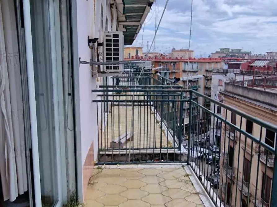 Immagine 16 di Appartamento in vendita  in via marco aurelio severino a Napoli