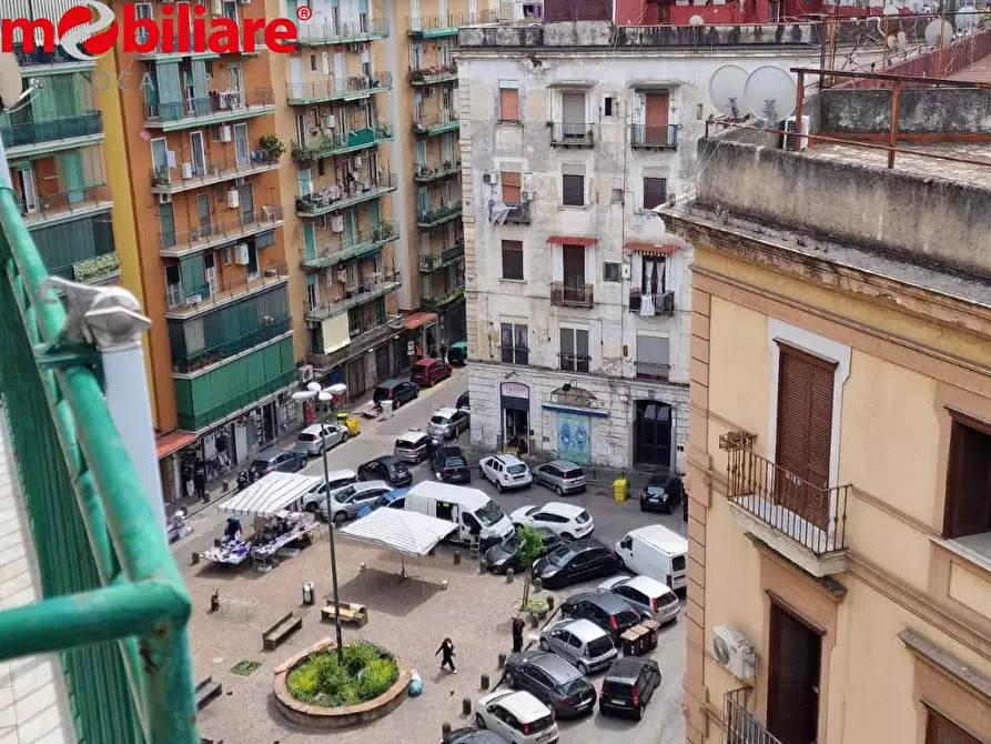 Immagine 17 di Appartamento in vendita  in via marco aurelio severino a Napoli
