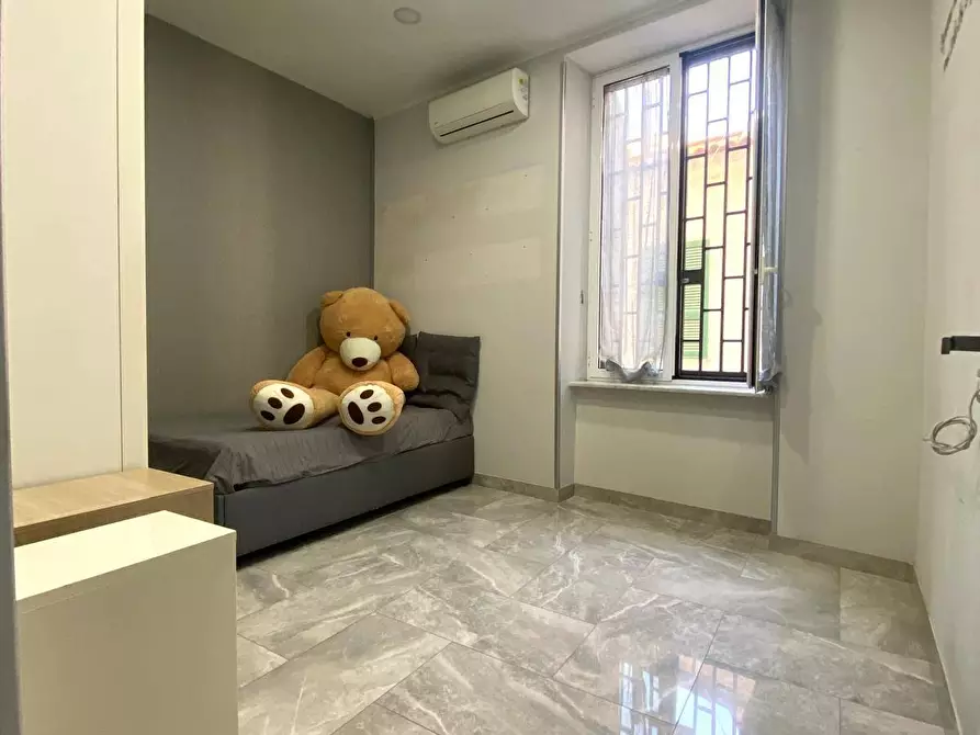 Immagine 9 di Appartamento in vendita  in Vico Delle Nocelle a Napoli