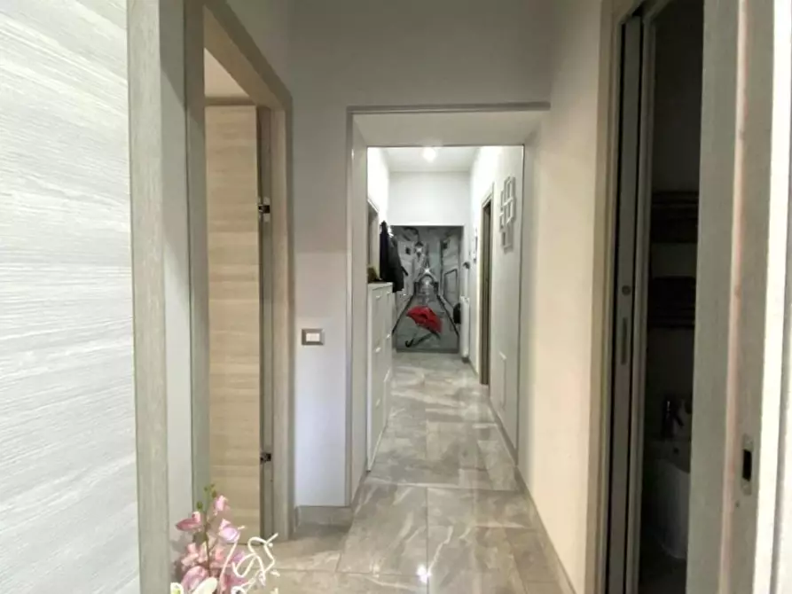 Immagine 10 di Appartamento in vendita  in Vico Delle Nocelle a Napoli