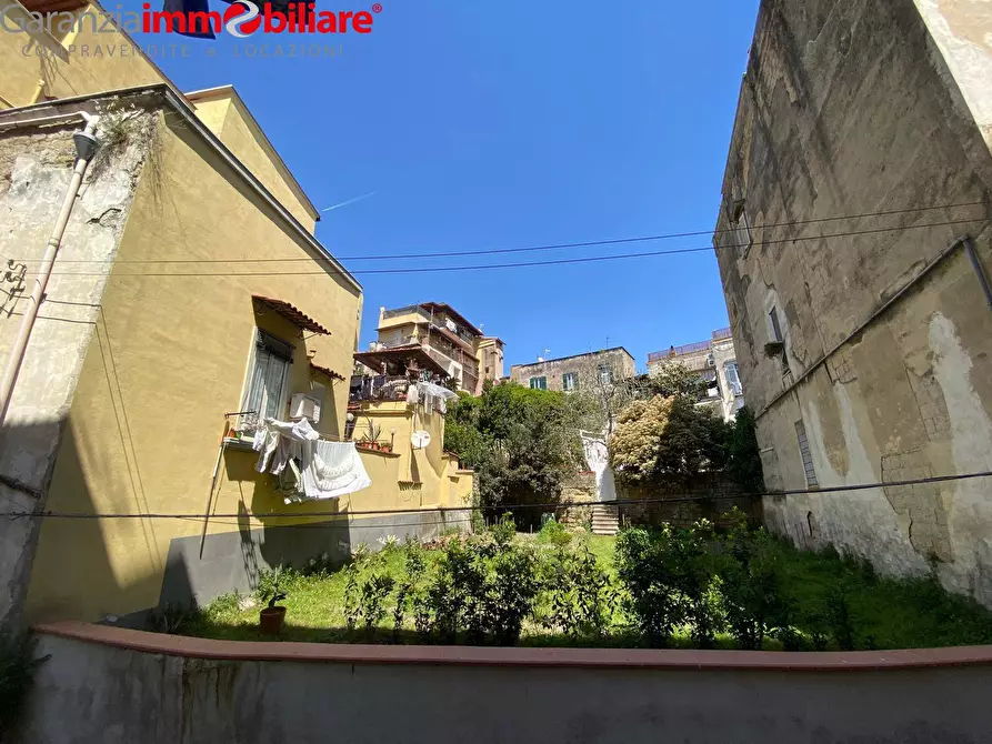Immagine 21 di Appartamento in vendita  in Vico Delle Nocelle a Napoli