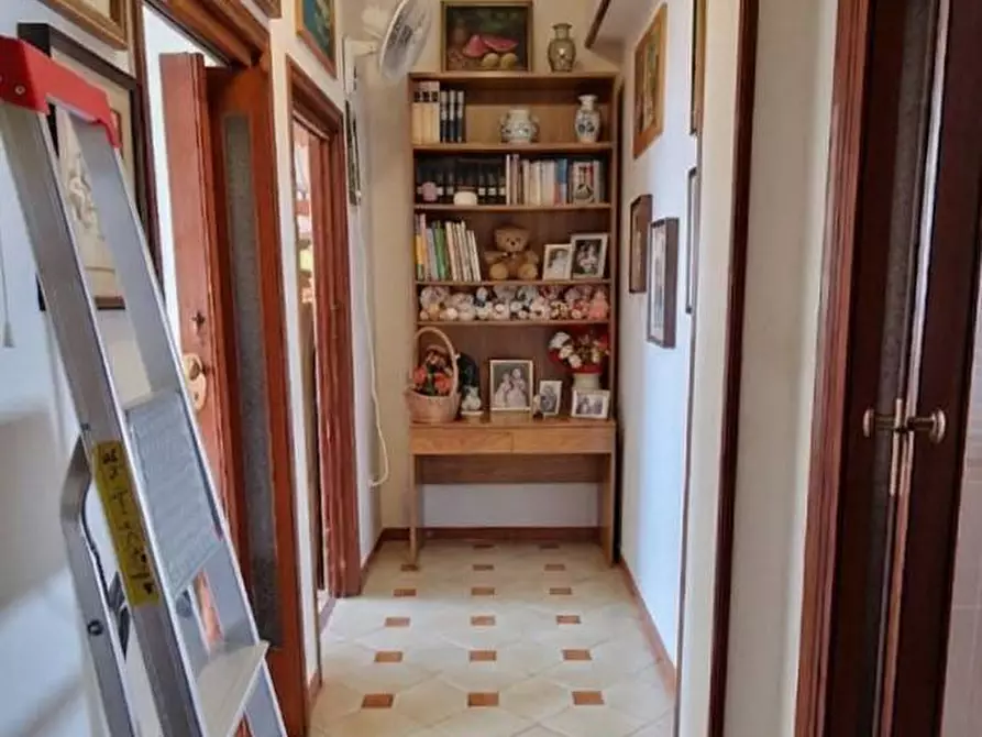 Immagine 10 di Appartamento in vendita  in Via Marco Aurelio Severino a Napoli