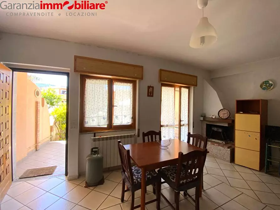 Immagine 1 di Appartamento in vendita  in via mattine a Agropoli