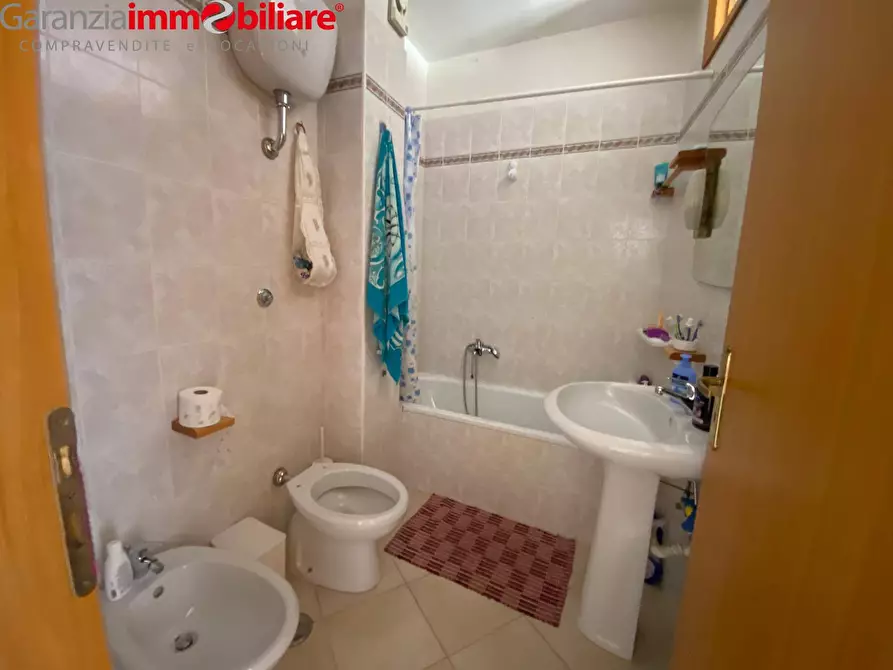 Immagine 15 di Appartamento in vendita  in via mattine a Agropoli
