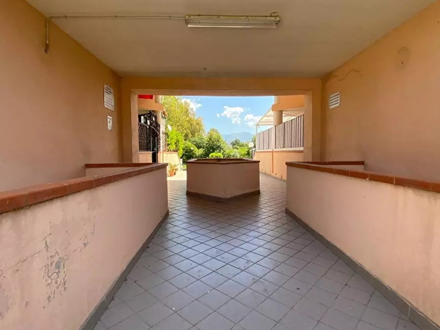 Immagine 27 di Appartamento in vendita  in via mattine a Agropoli