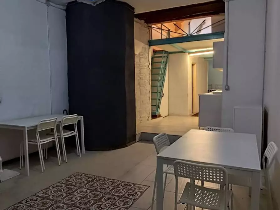 Immagine 4 di Appartamento in vendita  in vico lungo del gelso a Napoli