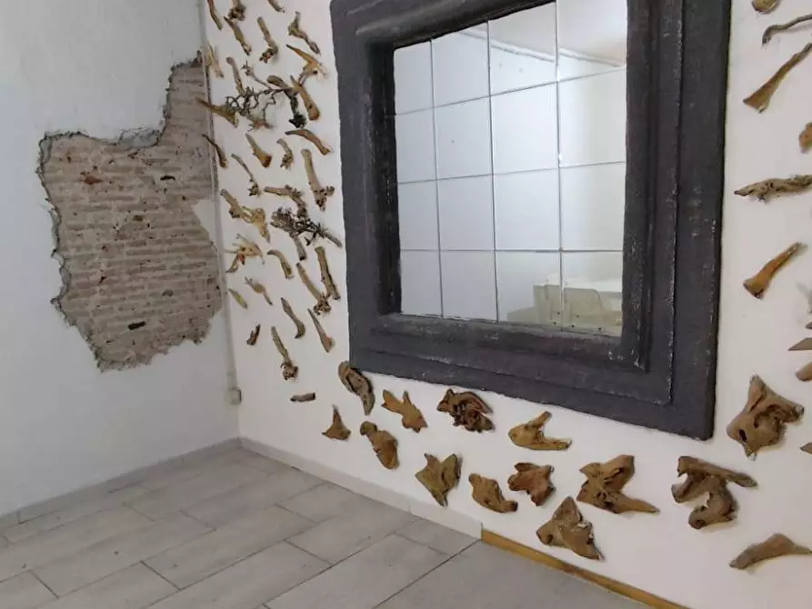 Immagine 5 di Appartamento in vendita  in vico lungo del gelso a Napoli
