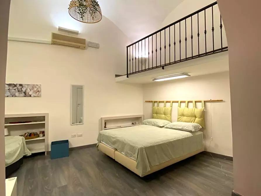 Immagine 2 di Appartamento in vendita  in Via Monte Di Dio a Napoli
