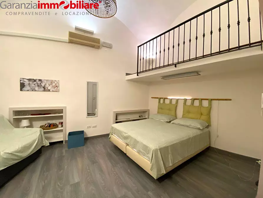 Immagine 5 di Appartamento in vendita  in Via Monte Di Dio a Napoli