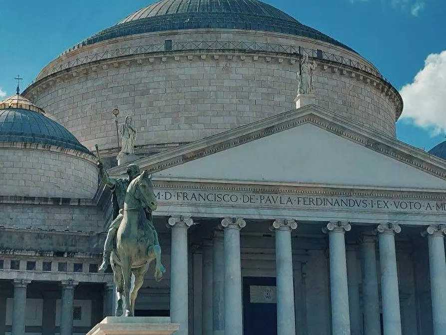 Immagine 25 di Appartamento in vendita  in Via Monte Di Dio a Napoli