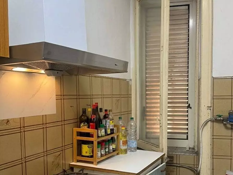 Immagine 4 di Appartamento in vendita  in Via Capuana a Napoli