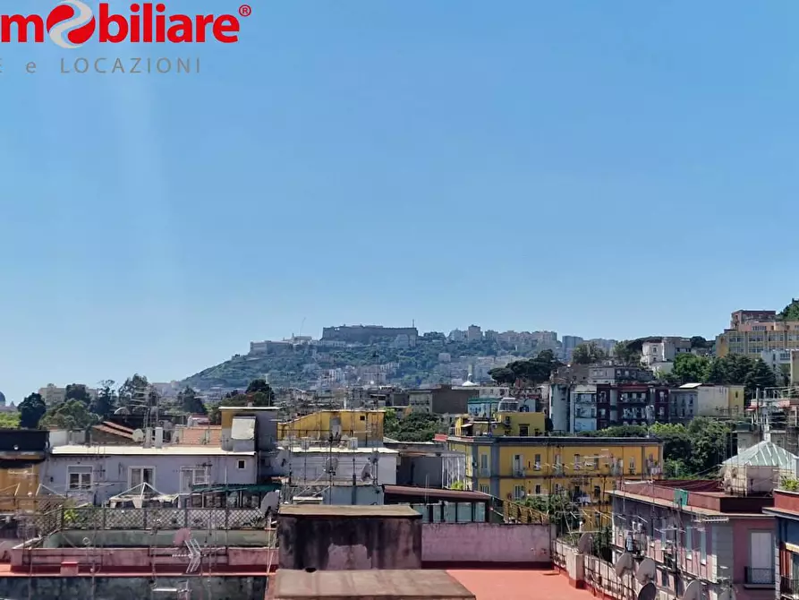 Immagine 26 di Appartamento in vendita  in via marco aurelio severino a Napoli