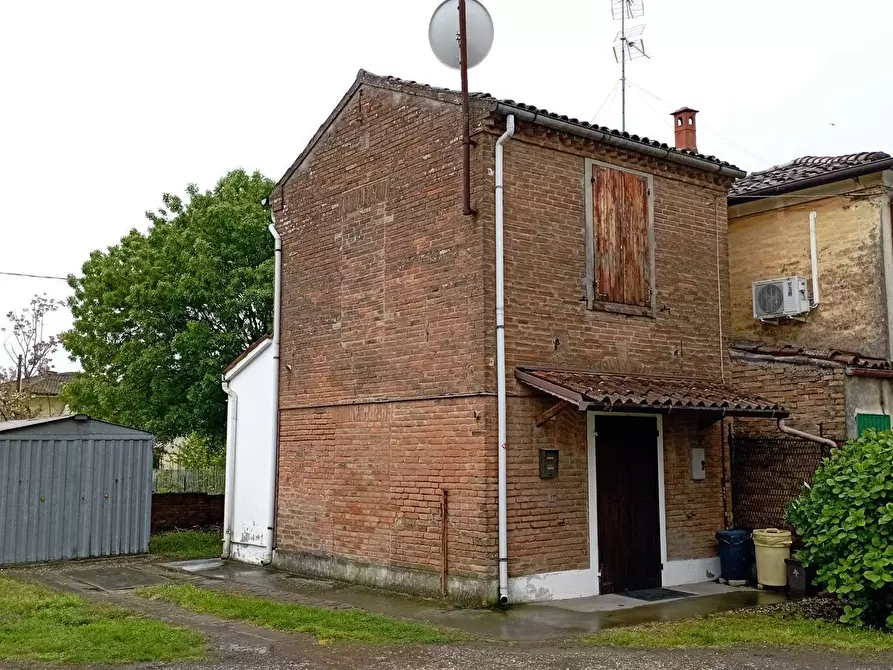 Immagine 1 di Casa semindipendente in vendita  in Grandi 19 a Voghiera