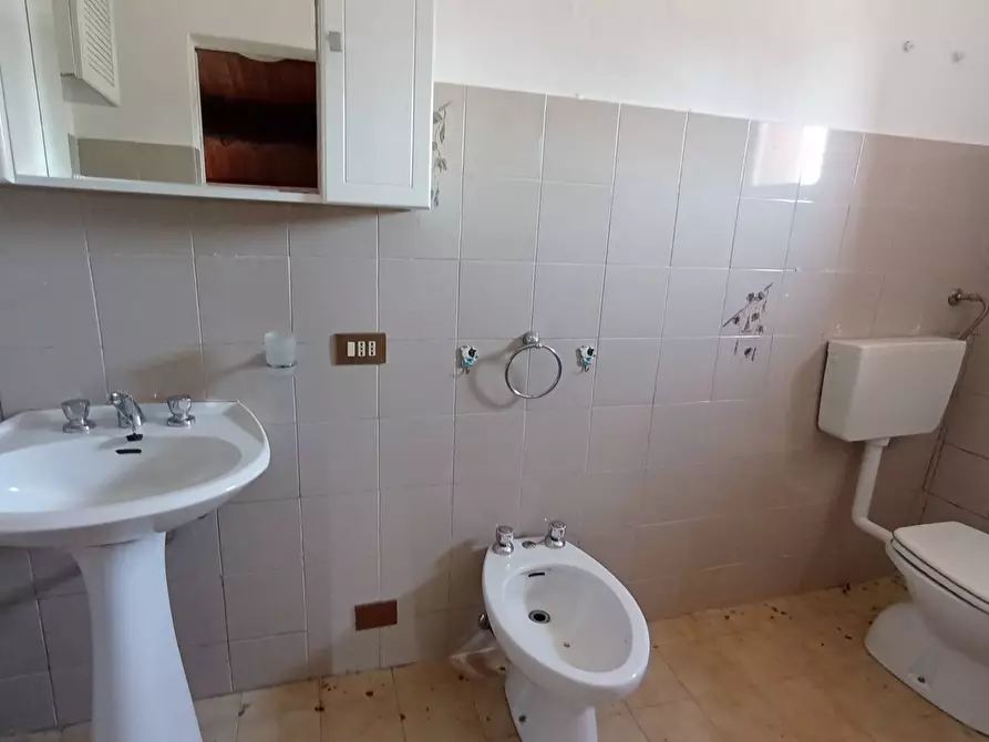 Immagine 24 di Villa in vendita  in Via Del Passo a Ferrara