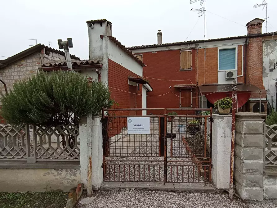 Immagine 1 di Villetta a schiera in vendita  in via Guglielmo Marconi 28 a Voghiera
