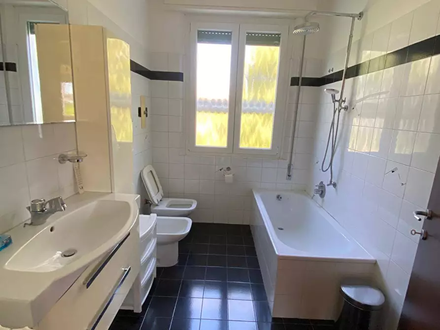 Immagine 20 di Villa in vendita  in Via Canalazzi 167 a Ferrara