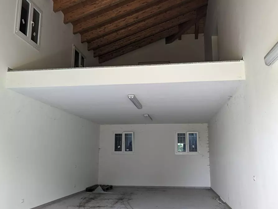 Immagine 7 di Villa in vendita  in via Frutteti 45 a Terre Del Reno