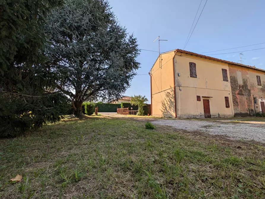 Immagine 2 di Casa semindipendente in vendita  in Via Bassa 239 a Ferrara