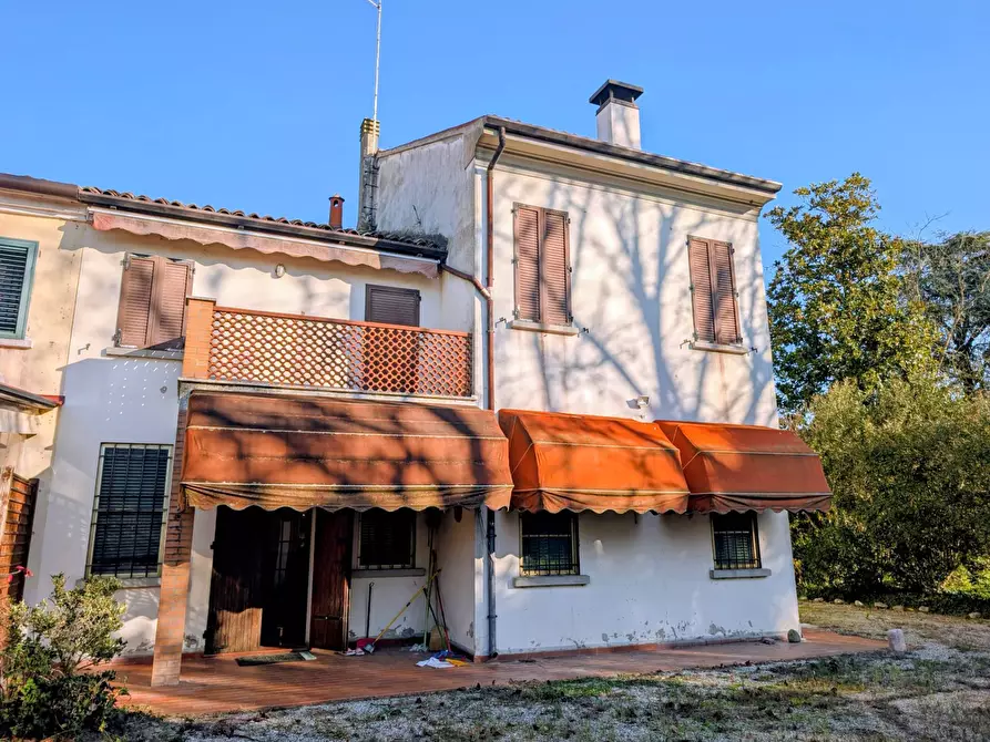 Immagine 2 di Villa in vendita  in via Baricorda 101 a Copparo