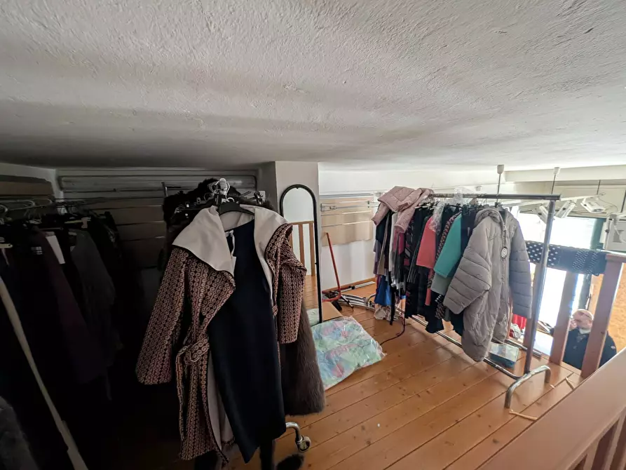 Immagine 6 di Locale commerciale in vendita  in Via Pomposa 27a a Ferrara