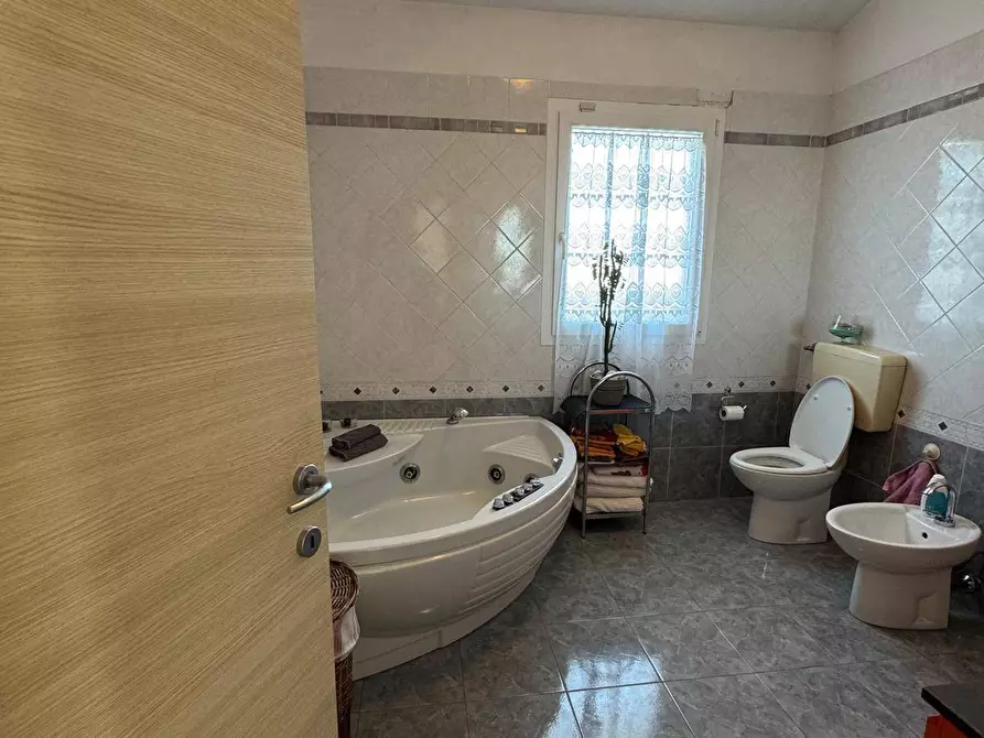 Immagine 19 di Villa in vendita  in via Cà Nova Ducale 7 a Voghiera