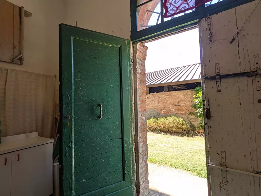 Immagine 13 di Villa in vendita  in via Ludovico Ariosto 90 a Masi Torello