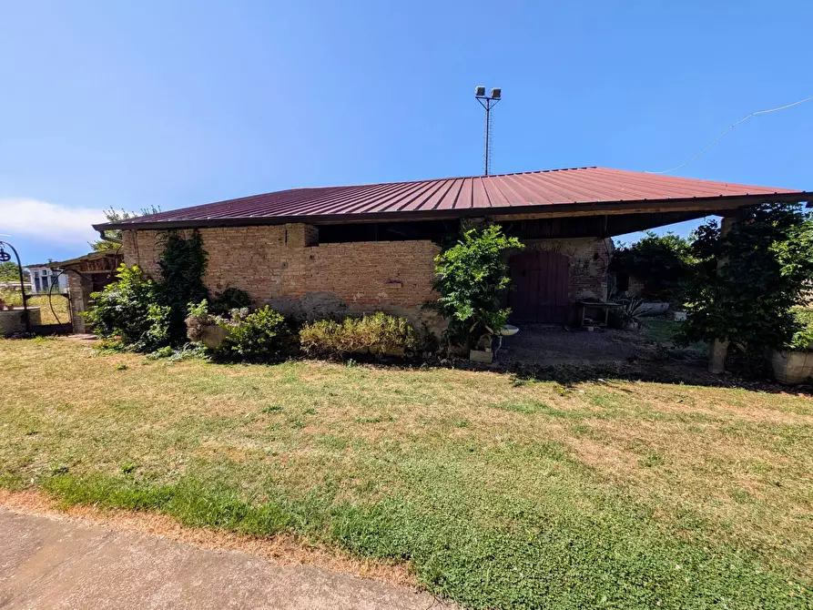 Immagine 28 di Villa in vendita  in via Ludovico Ariosto 90 a Masi Torello