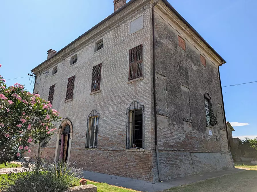 Immagine 31 di Villa in vendita  in via Ludovico Ariosto 90 a Masi Torello