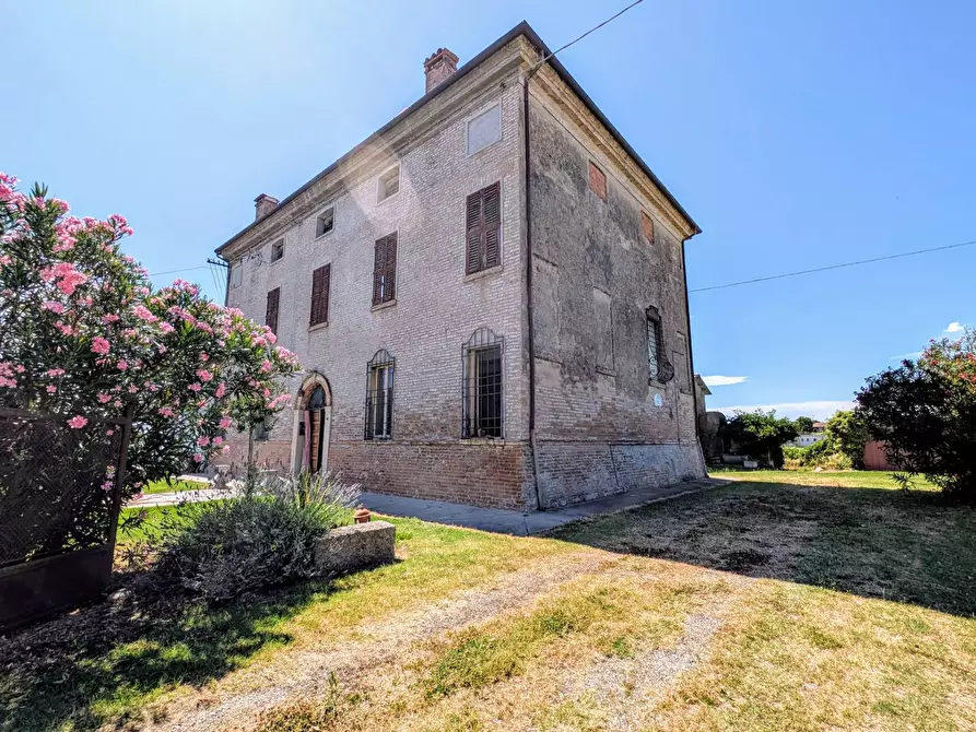 Immagine 5 di Villa in vendita  in via Ludovico Ariosto 90 a Masi Torello
