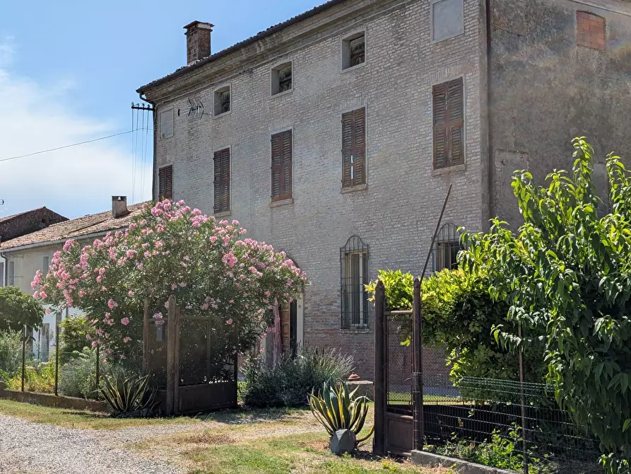 Immagine 4 di Villa in vendita  in via Ludovico Ariosto 90 a Masi Torello