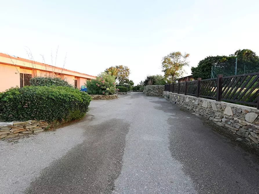 Immagine 22 di Villetta a schiera in vendita  in dei rais 3 a Banari