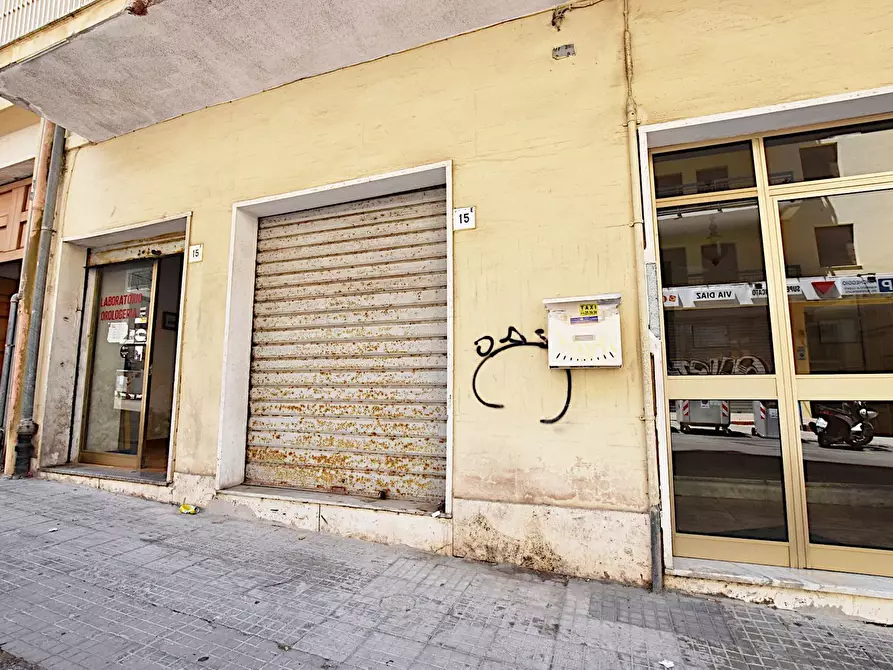 Immagine 7 di Locale commerciale in vendita  in DIAZ 15 E a Sassari