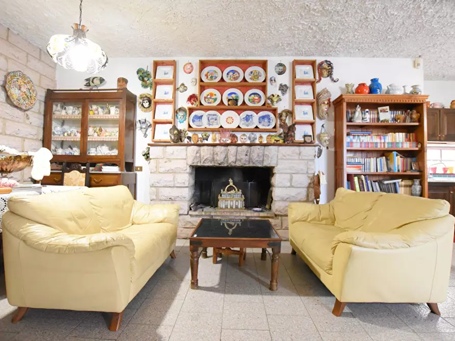 Immagine 36 di Villa in vendita  in SP 132 LA CRUCCA 43, a Sassari