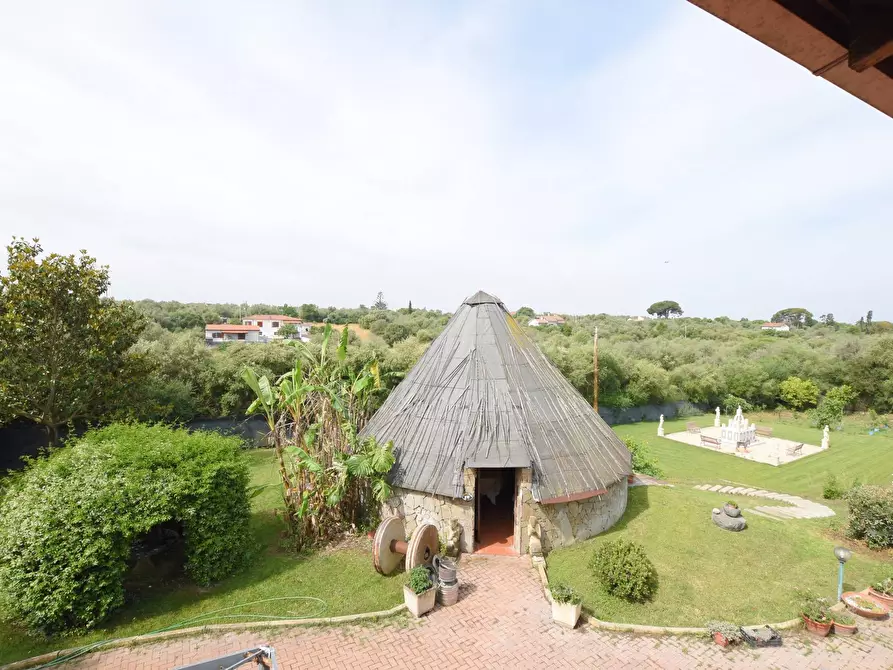 Immagine 50 di Villa in vendita  in SP 132 LA CRUCCA 43, a Sassari