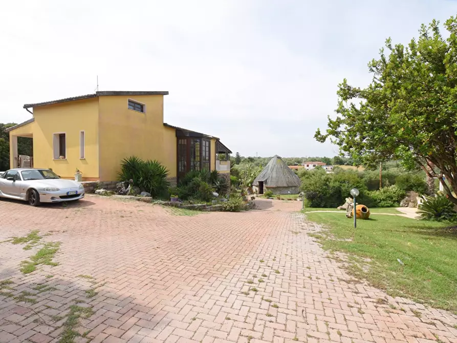 Immagine 63 di Villa in vendita  in SP 132 LA CRUCCA 43, a Sassari