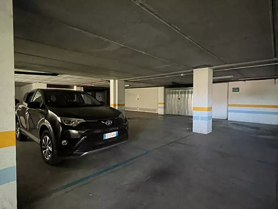 Immagine 5 di Box auto in vendita  in via Buccari 40 a Sassari