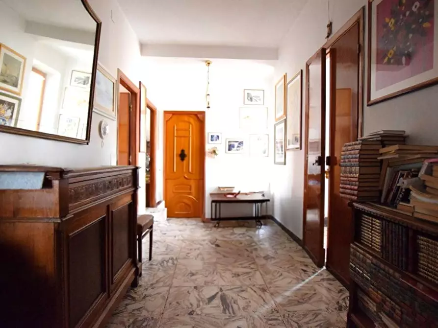 Immagine 17 di Appartamento in vendita  in VIA PIAVE 9 a Nuoro