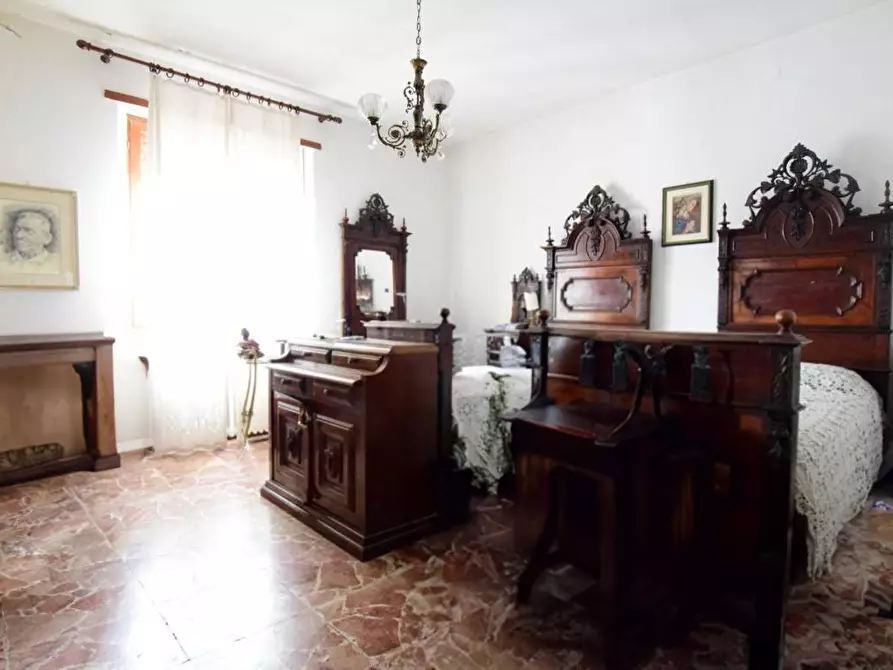 Immagine 10 di Appartamento in vendita  in VIA PIAVE 9 a Nuoro