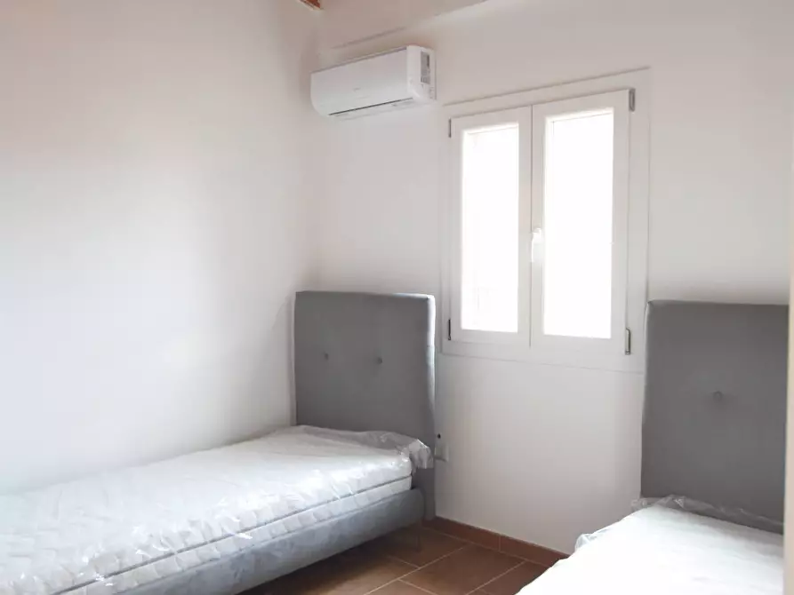 Immagine 18 di Camera in affitto  in via San Carlo 37/C a Sassari