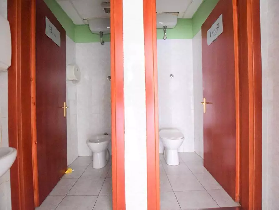 Immagine 5 di Locale commerciale in vendita  in VIA BIASI 5 a Nuoro