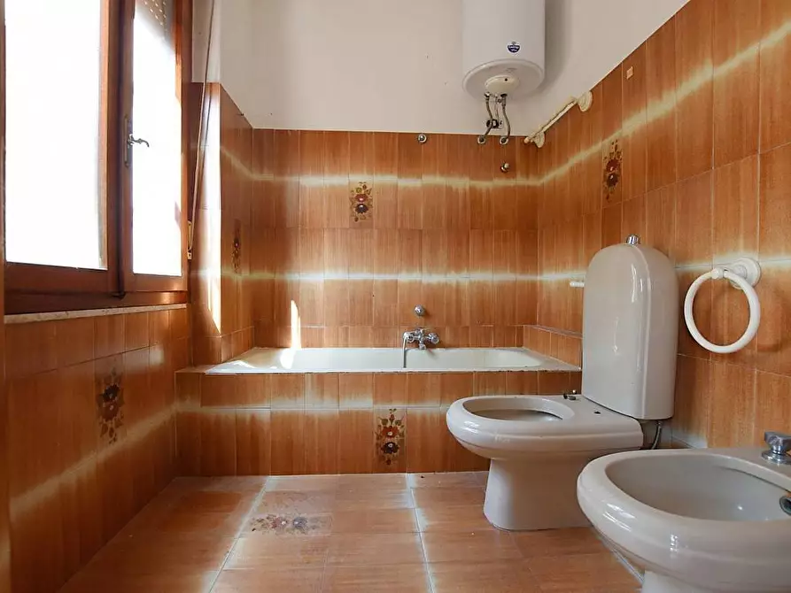 Immagine 16 di Casa indipendente in vendita  in VIA ROMA 184 a Sennori