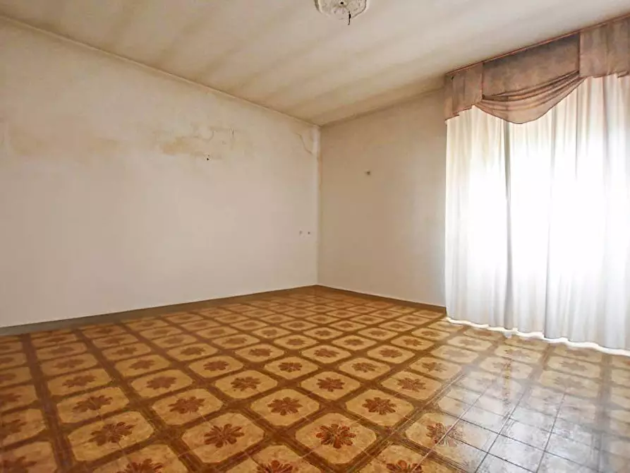 Immagine 2 di Casa indipendente in vendita  in VIA ROMA 184 a Sennori