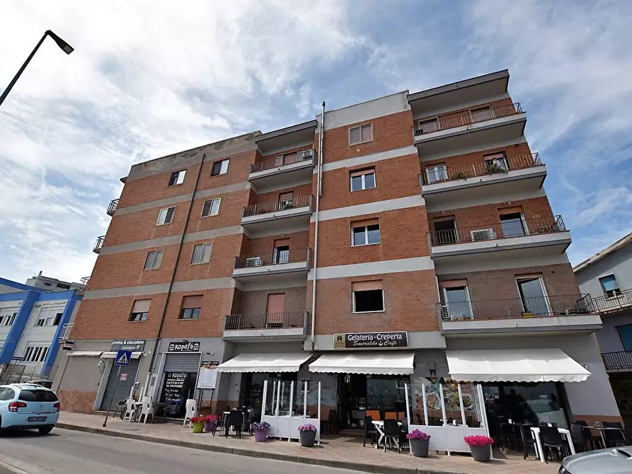 Immagine 29 di Appartamento in vendita  in Lungomare Balai 16 a Porto Torres