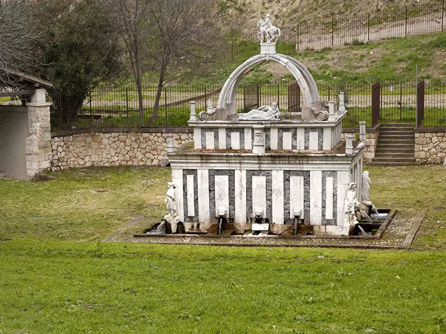 Immagine 24 di Casa indipendente in vendita  in Corso Trinità a Sassari
