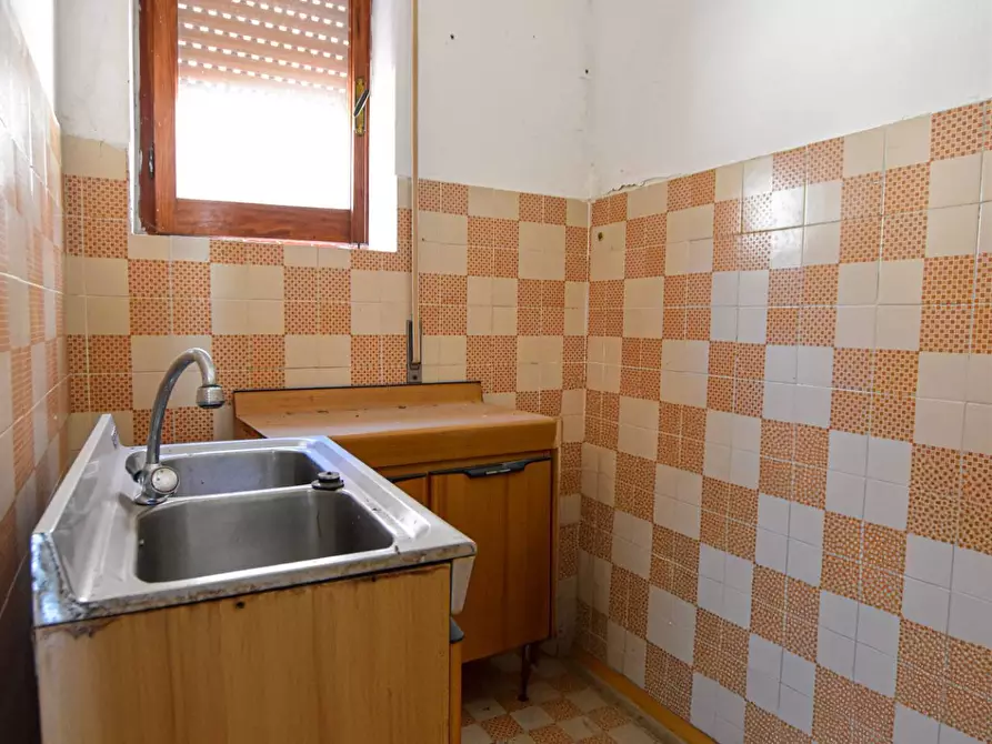 Immagine 5 di Appartamento in vendita  in via dei mille 1 a Badesi