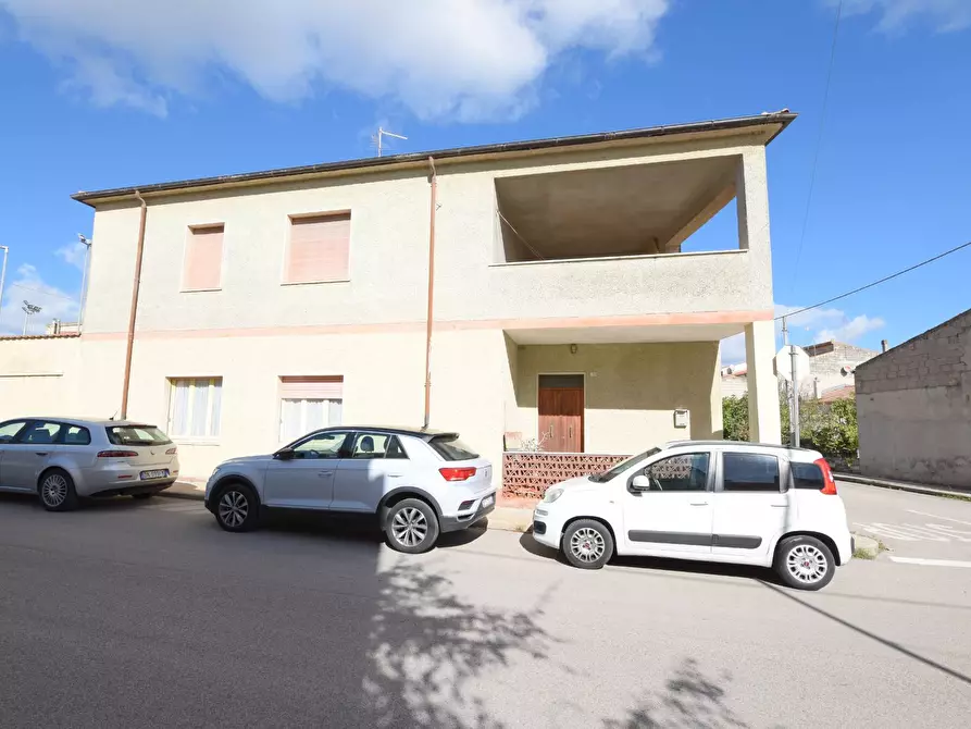 Immagine 25 di Appartamento in vendita  in via Logudoro 7 a Ploaghe