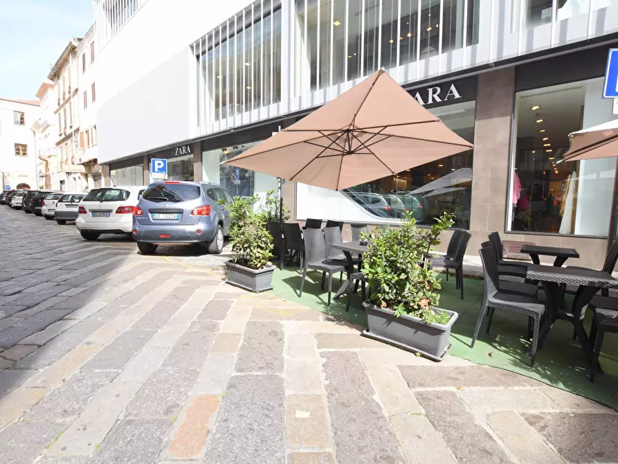 Immagine 17 di Attività commerciale in vendita  in Corso Vittorio Emanuele 6 a Sassari